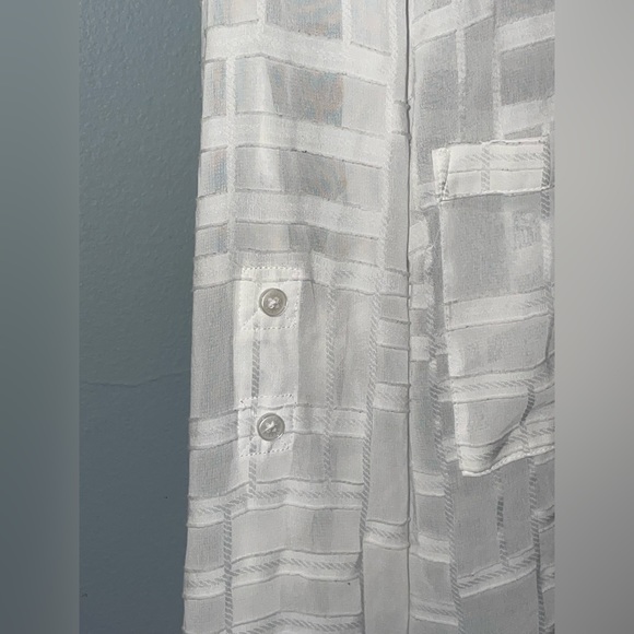 Blouse - Picture 3 of 4